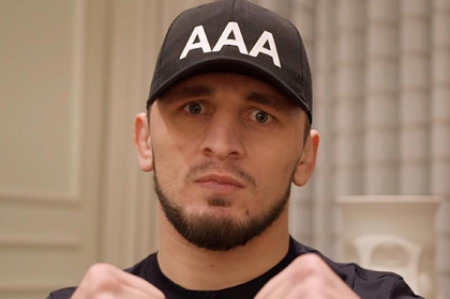 UFC открестился от россиянина за поддержку подростка-убийцы из Чечни