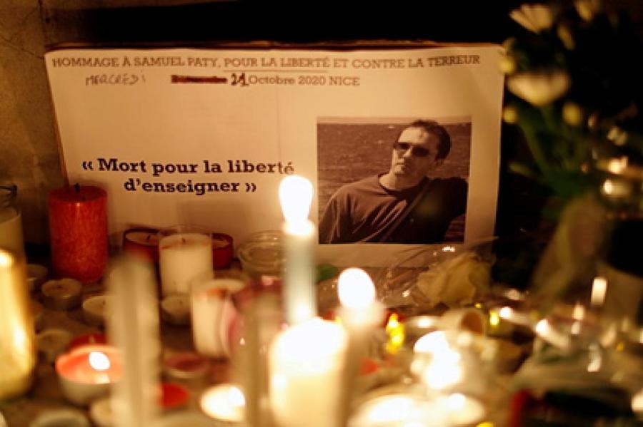 Студентка назвала «заслуженной» смерть учителя в Париже и получила условный срок