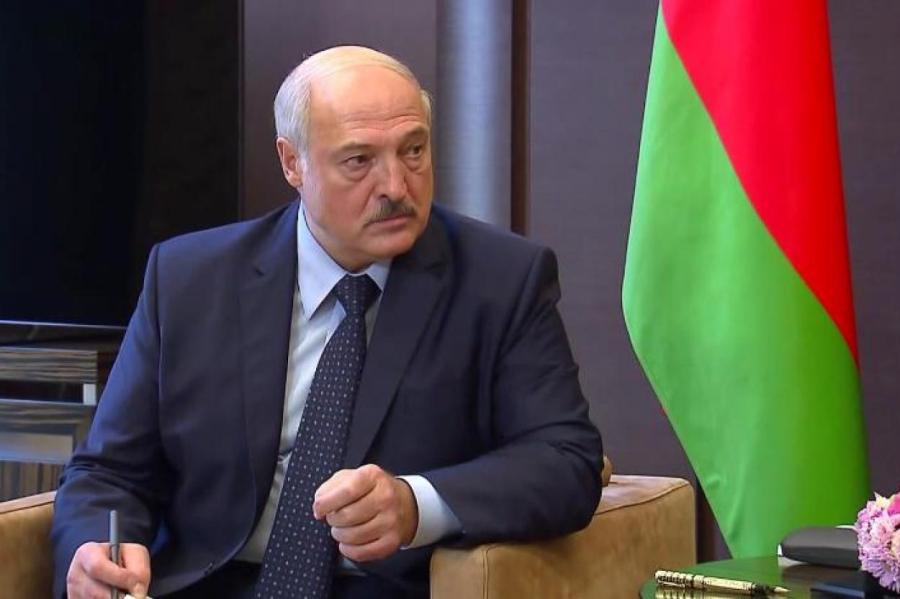 Уже в ноябре: эксперт предрек свержение и арест Лукашенко