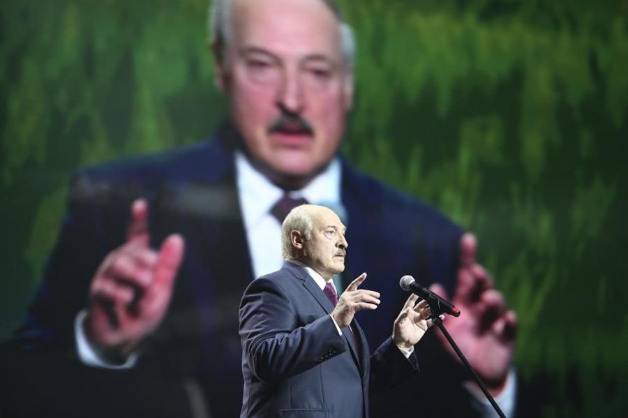 «Отправьте в армию»: Лукашенко призвал отчислить протестующих студентов