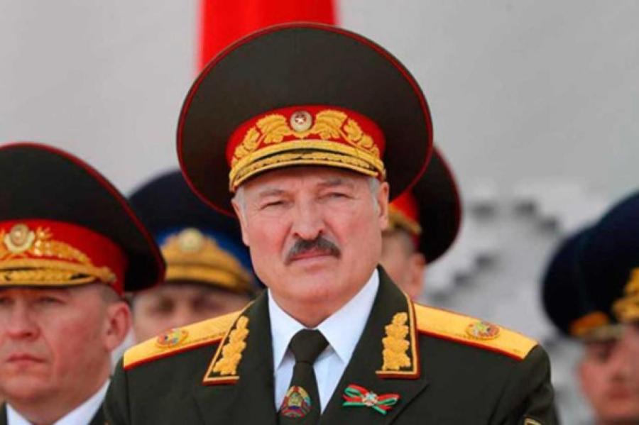 Лукашенко заговорил о войне с НАТО: Будем сражаться до последнего белоруса