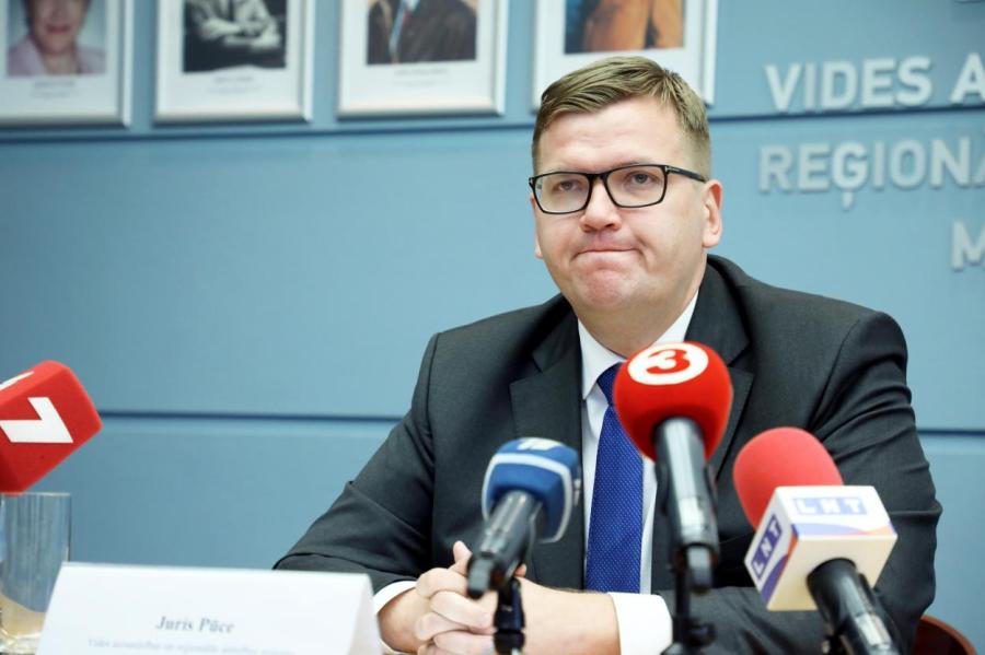 Из-за "срыва" кворума Пуце не был избран на должности в парламентских комиссиях