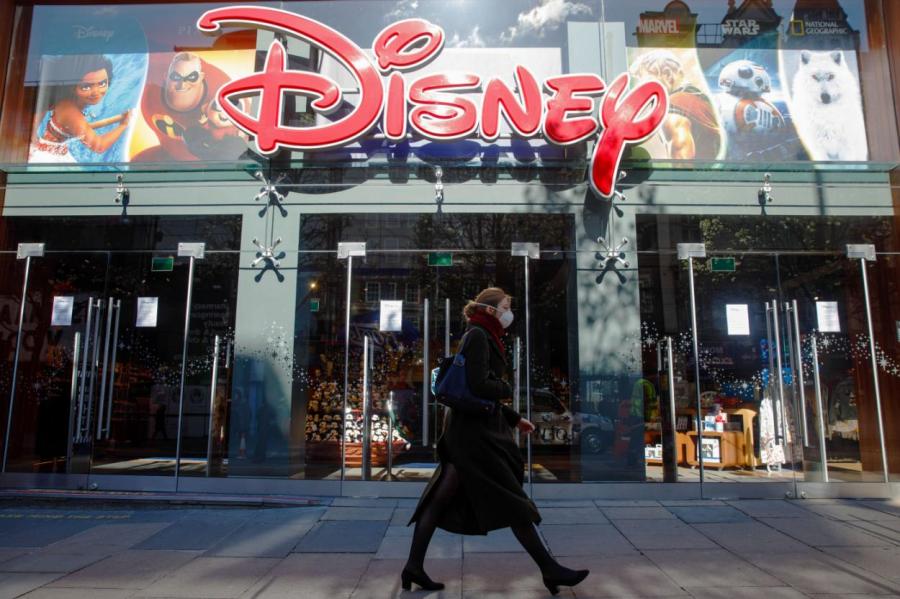 Disney из-за пандемии уволит 32 тысячи сотрудников