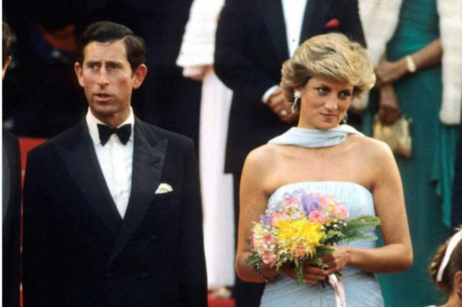 Зрители сериала «Корона» обрушились с критикой на принца Чарльза и его жену