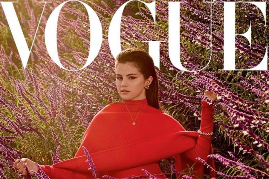 Женщина в красном: Селена Гомес снялась для обложки мексиканского Vogue