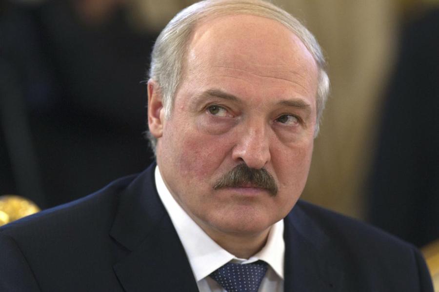 На очереди — Путин? Обнародовал план отстранения Лукашенко