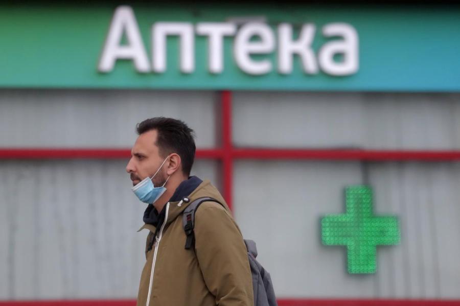 В России впервые выявлено больше 28 тысяч случаев коронавируса за сутки