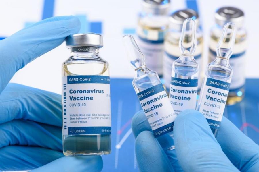 Массовая вакцинация против Covid–19 в Латвии начнется не скоро