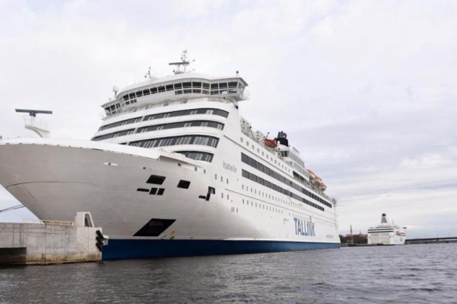 Количество пассажиров в Рижском порту за 11 месяцев уменьшилось на 65,5%