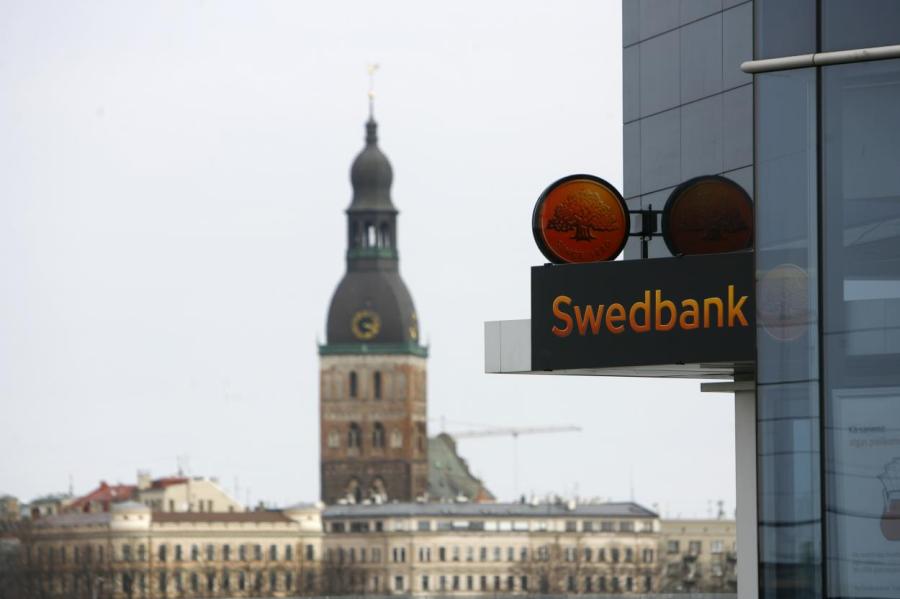 ФБР вышло на след Swedbank и SEB