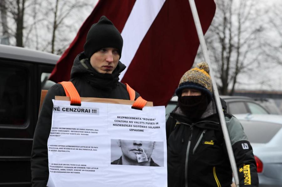 Власти Латвии придумали, как заткнуть ковид-диссдентов