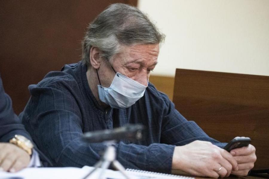 Раскрыта причина отказа Ефремова от нанятого Джигурдой адвоката