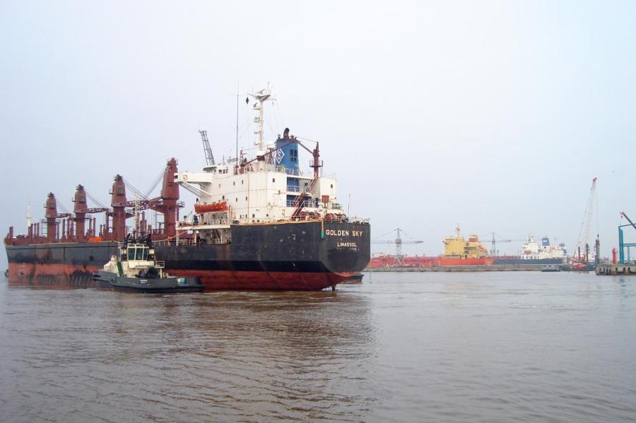 Перевалка грузов в Вентспилсском порту серьезно сократилась