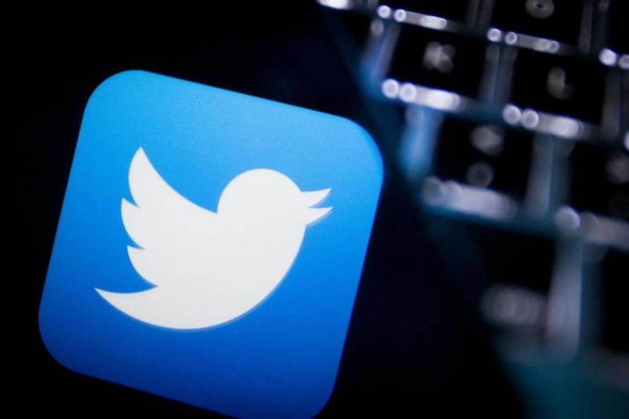 Акции Twitter упали почти на 4% после блокировки аккаунта Трампа