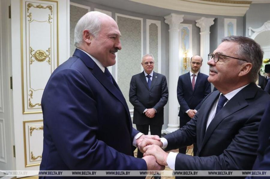 Лукашенко Фазелю: для проведения чемпионата мира участие Латвии не обязательно