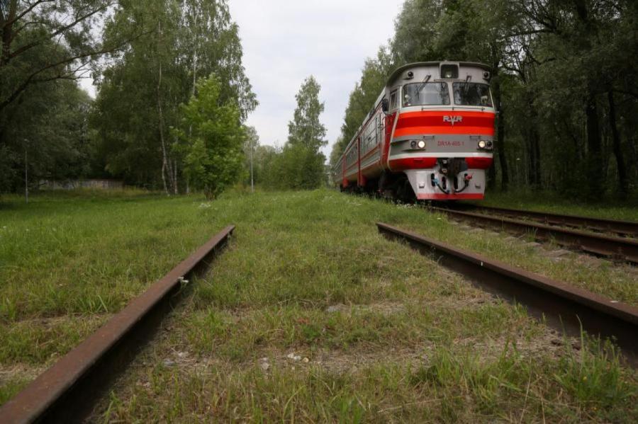Министр поручил разработать концепцию замены дизельных поездов