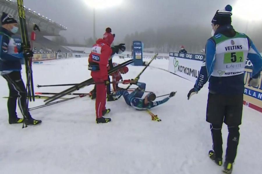 Появилось видео лишившей российских лыжников медали стычки Большунова и финна