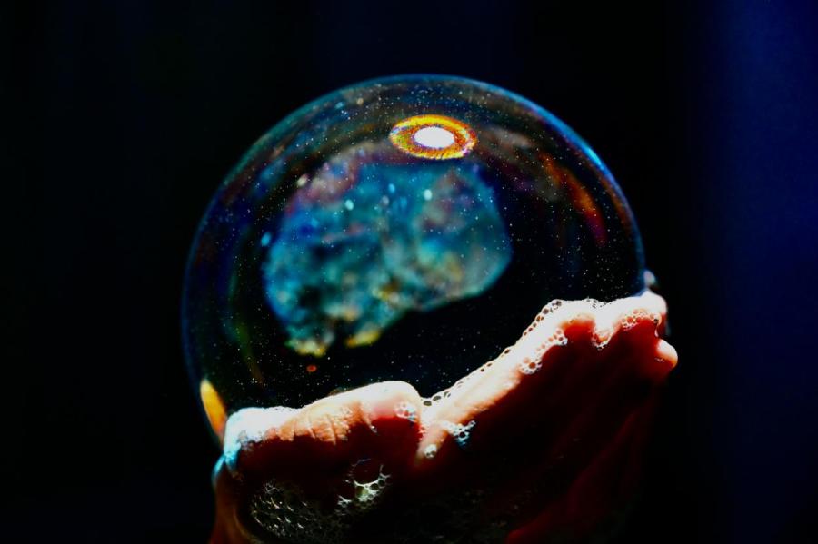 Мировую экономику предупредили о слишком большом количестве «пузырей»