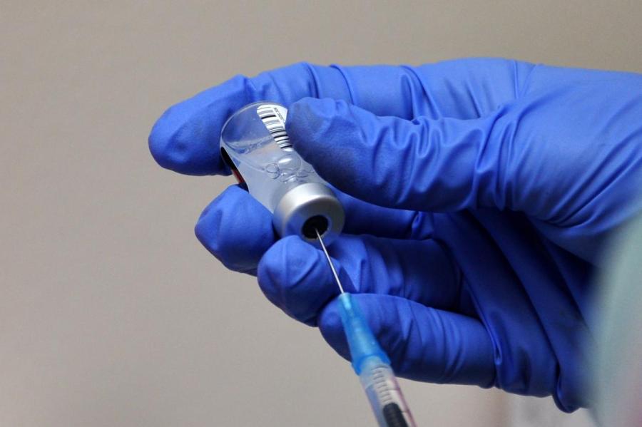 Премьер Литвы: Кремль не лечит вакциной россиян, а использует ее как оружие