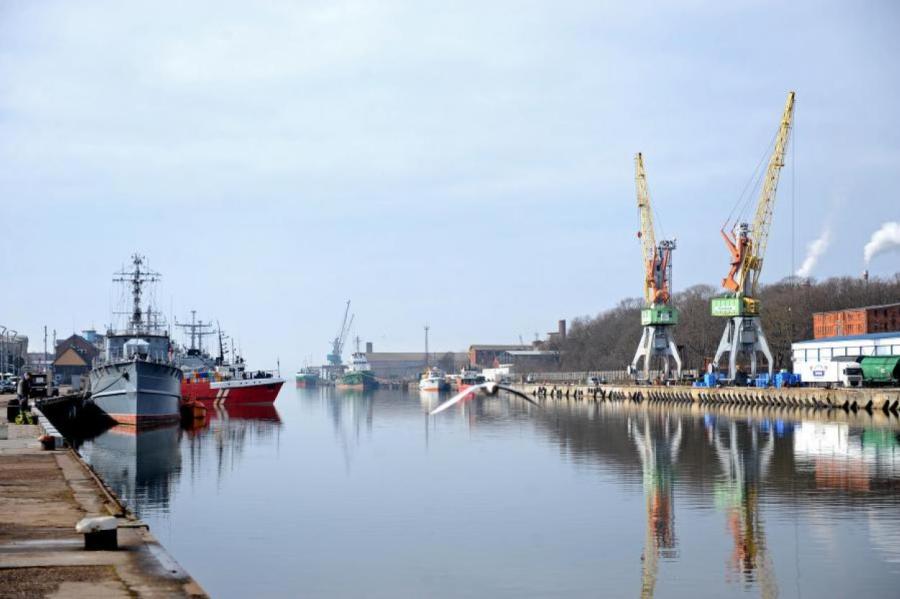 В Лиепайском порту в январе перевалено меньше грузов
