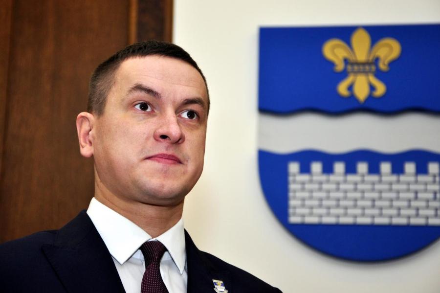 Мэр Даугавпилса Прелатов заявил об участии в выборах