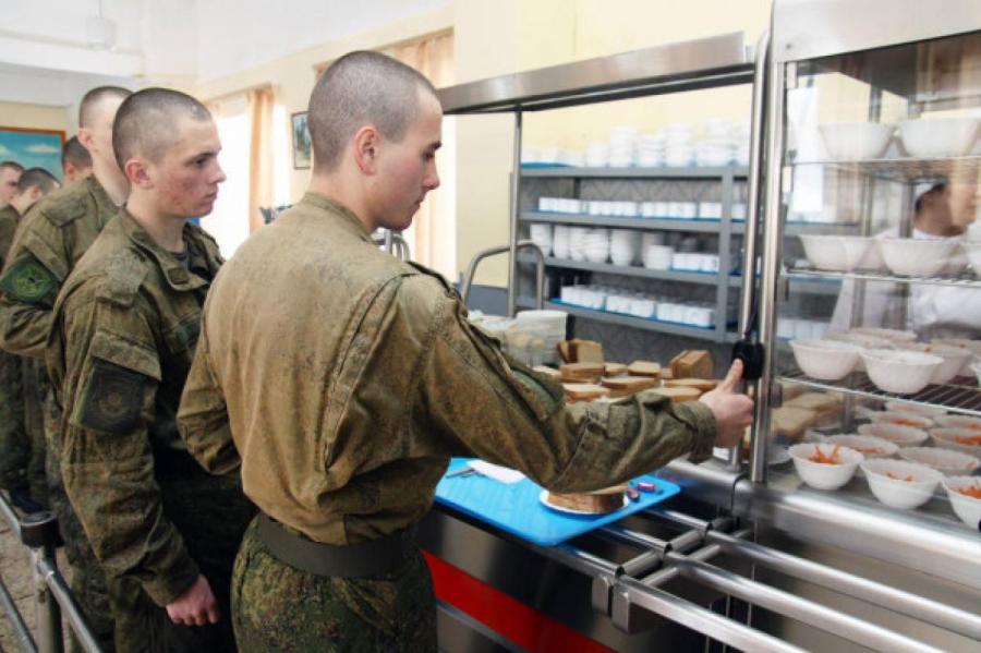 В России в солдатских столовых кормят по отпечатку пальца
