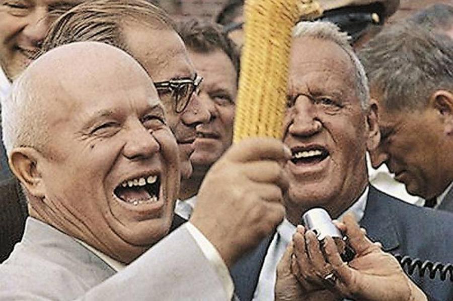 Бывший глава ЦРУ обвинил Хрущева в смерти Кеннеди