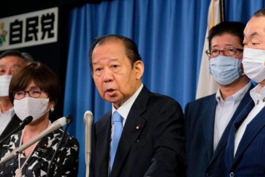 В Японии женщинам хотят разрешить присутствовать на собраниях правящей партии