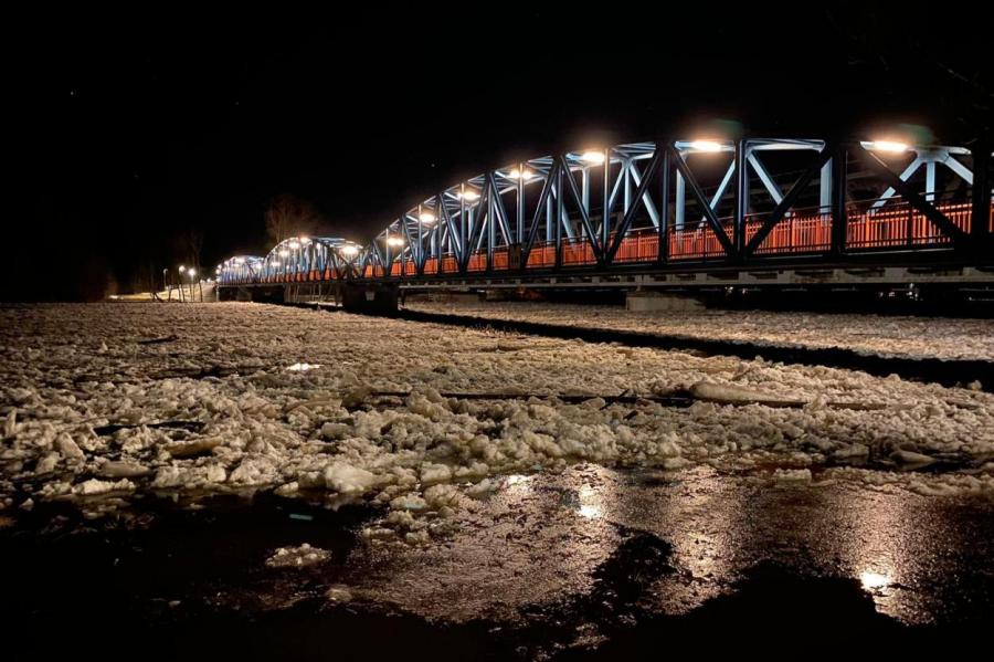 Объявлено оранжевое предупреждение о повышении уровня воды в реках Латвии