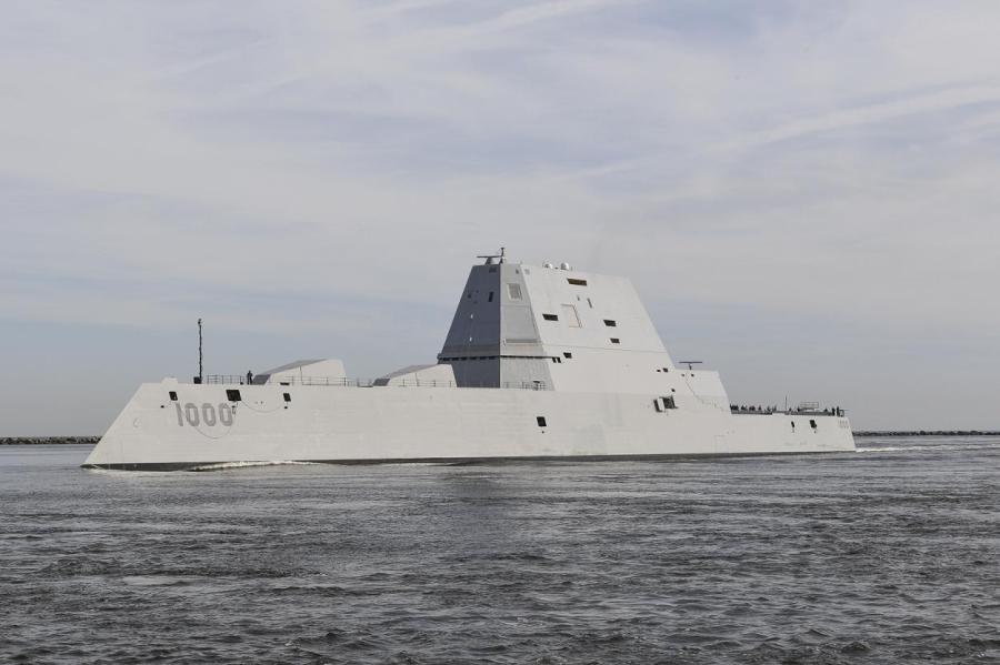 Новейший эсминец-невидимка США удивил военных своими качествами