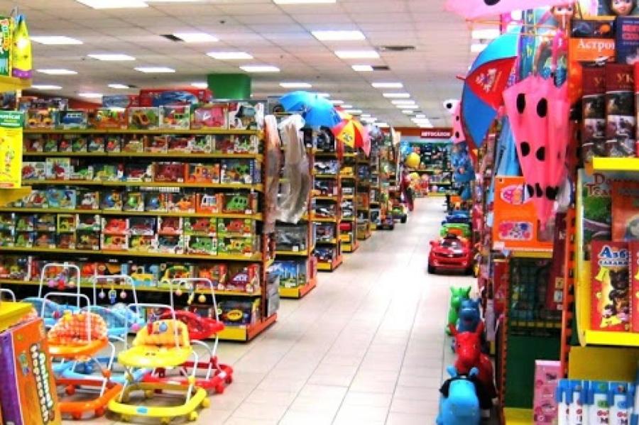 ЛАТ: «Нужно открывать магазины детских товаров, иначе родители пропьют 500 евро»