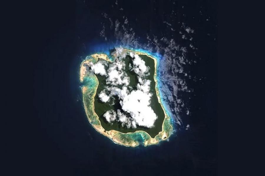 Что скрыто на закрытом острове в Индийском океане
