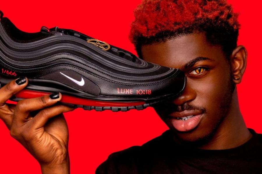 Nike выиграла суд у создателей "сатанинских" кроссовок с человеческой кровью