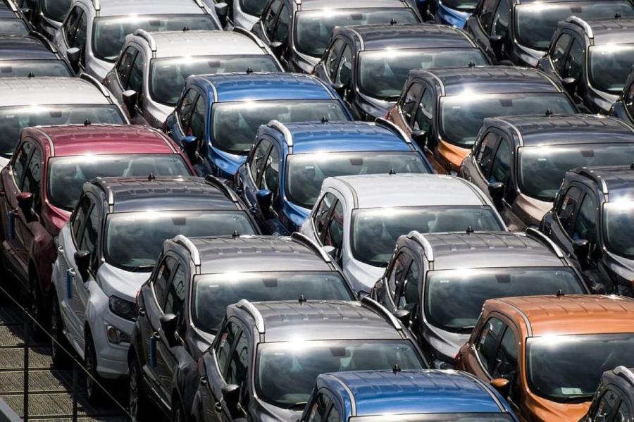 В первом квартале в Латвии зарегистрировано меньше легковых автомобилей