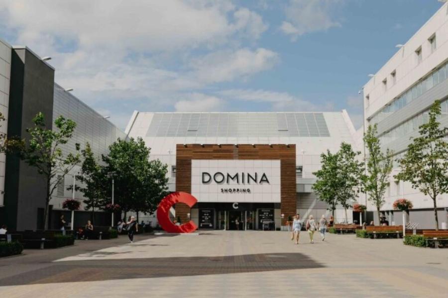 ВИДЕО: торговые центры в Риге будут торговать на улицах