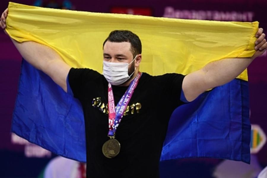 «Сгорела Москва!» Украинский тяжелоатлет выиграл чемпионат Европы и признался