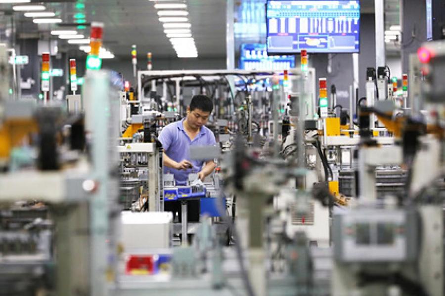 Китайцы расхотели работать на заводах