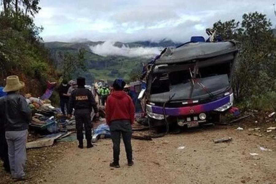 В Перу в ДТП с автобусом погибли 20 человек