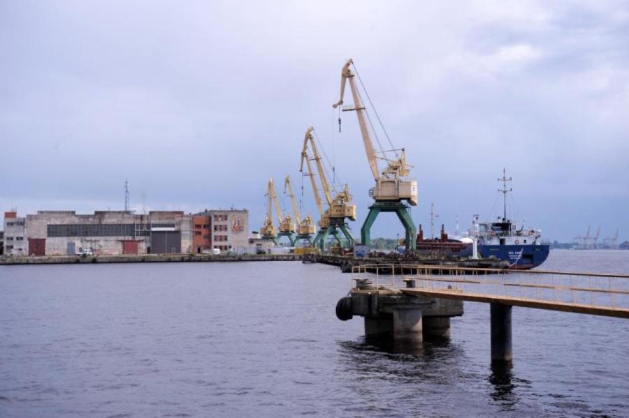 Грузооборот портов Латвии в первом квартале уменьшился еще на 8,2%
