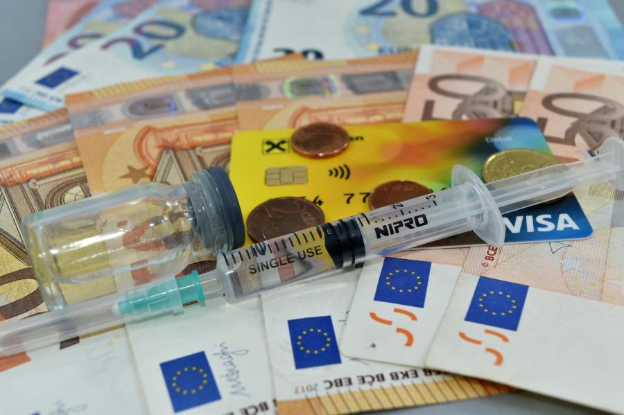 Брюссель добавит деньжат на поддержку экономики Латвии