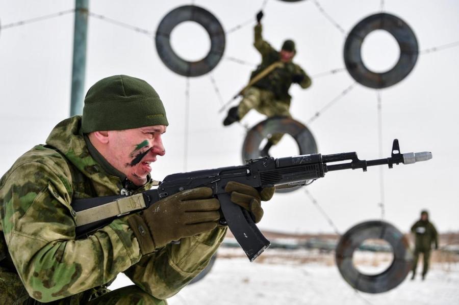 Россия внезапно начала в Крыму масштабные военные учения