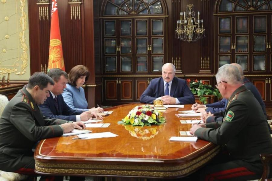 Лукашенко объявил о том, что спас Россию от нападения НАТО