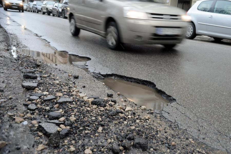 В этом году на ремонты латвийских дорог потратят 325 млн евро