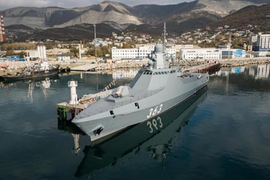 Российский корвет проследил за патрульным кораблем США в Чёрном море