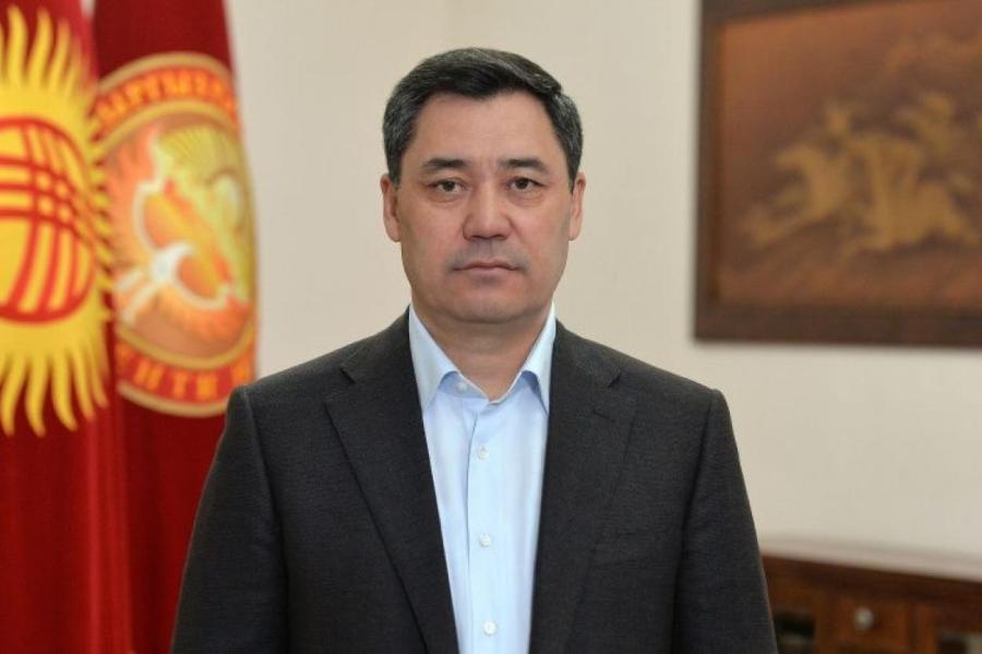 Президент Киргизии подписал новую конституцию страны