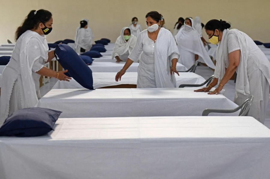 Эпидемия внутри пандемии: в Индии растет заболеваемость «черной плесенью»