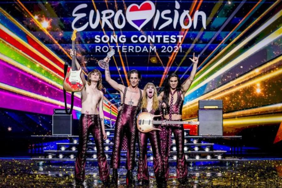 «Гей-поцелуй для Европы?» Победители Евровидения «засосались» на камеру (ВИДЕО)