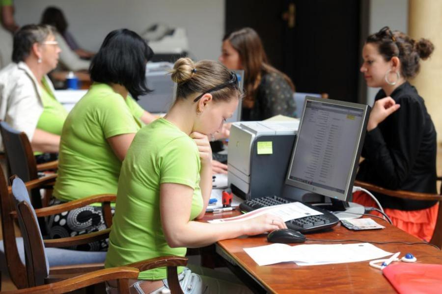 В Латвии студенты из многодетных семей получат особые стипендии