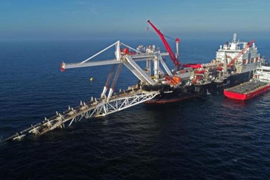 Под охраной кольца кораблей: назван день окончания строительства Nord Stream2