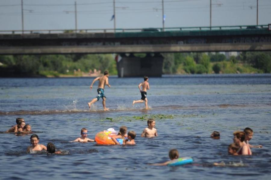 Айда купаться? Какова температура воды в водоемах Латвии